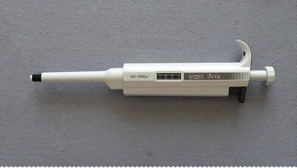 eppendorf 100-1000ul手動(dòng)單道移液器