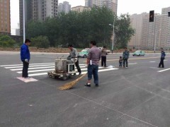 河南開封停車場(chǎng)劃線|開封道路劃線|開封熱熔劃線|開封冷噴標(biāo)線