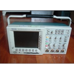 Tektronix TDS3054B 數(shù)字熒光示波器